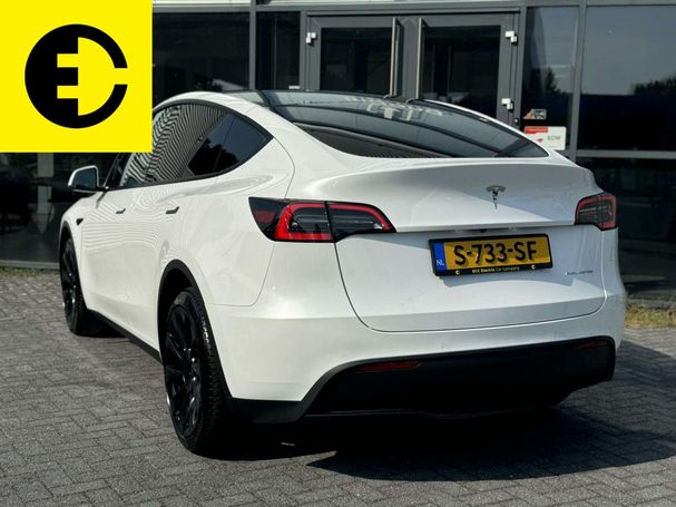 Tesla Model Y Long Range AWD 258 kW image number 15