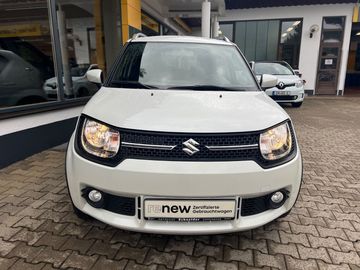 Car image 3