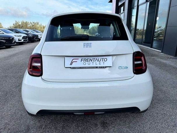 Fiat 500 e 70 kW image number 6