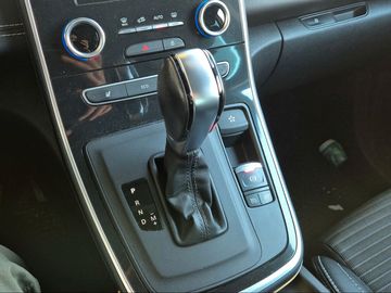 Car image 30