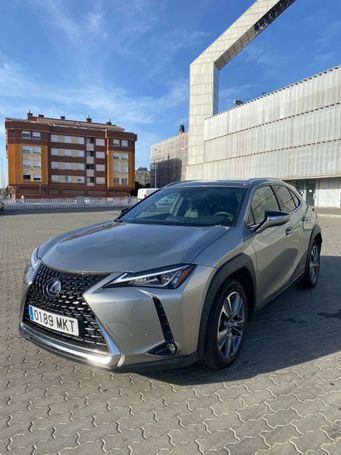 Lexus UX 250h 135 kW image number 15