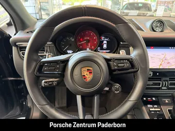 Car image 35