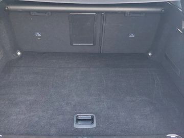 Car image 37