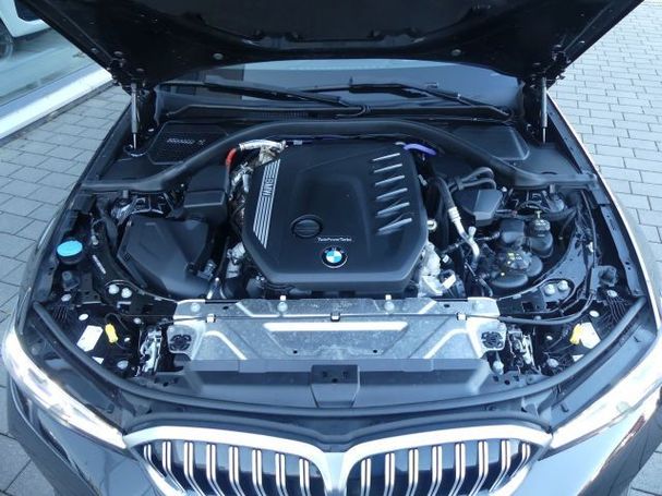 BMW 330d Touring M 210 kW image number 7