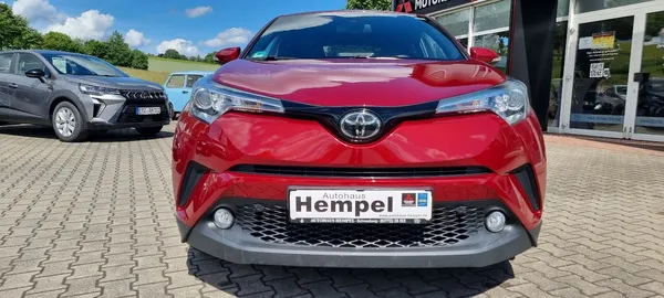 Car image 17