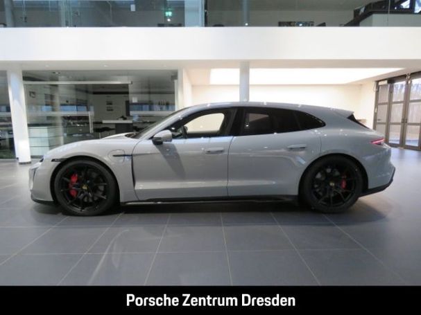 Porsche Taycan GTS Sport Turismo 440 kW image number 4