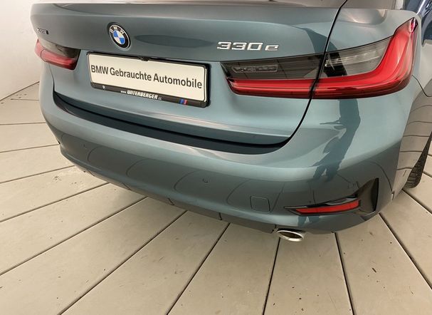 BMW 330 e M xDrive 215 kW image number 8