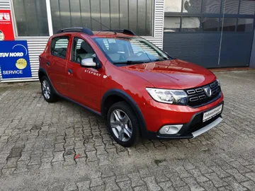 Car image 2
