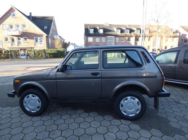 Lada Niva 4x4 61 kW image number 8