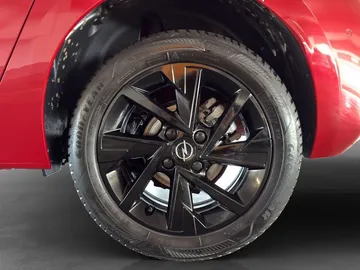 Car image 25