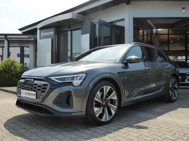 Audi Q8 50 quattro e-tron S-line 250 kW image number 1