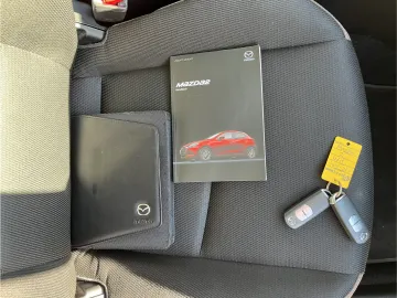 Car image 36