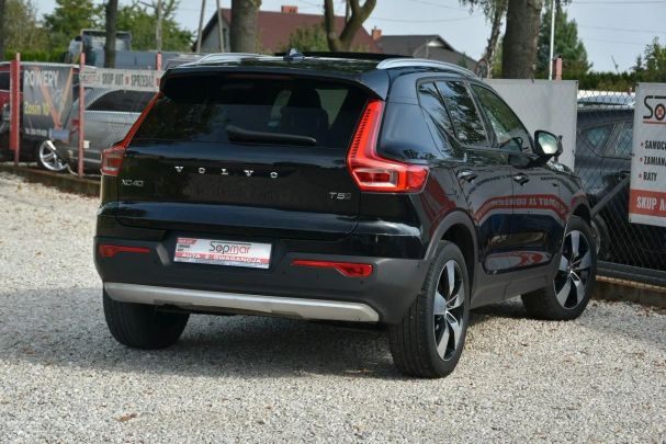 Volvo XC40 T5 AWD Momentum 184 kW image number 3