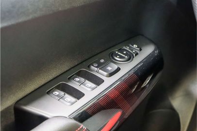 Car image 36