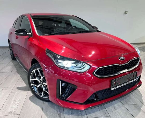 Kia ProCeed 1.0 T-GDI GT Line 88 kW image number 2