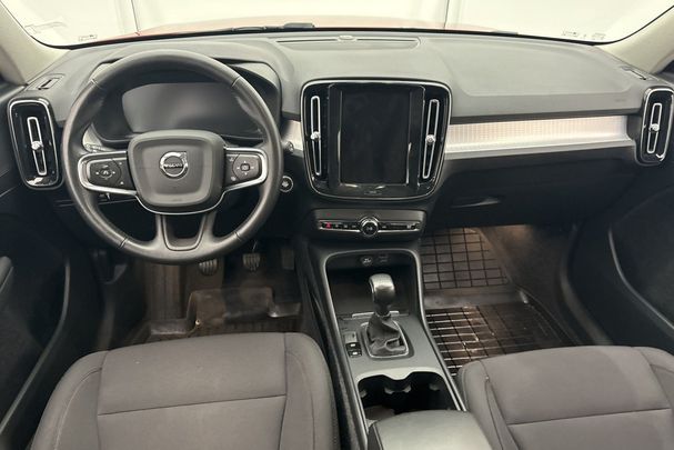 Volvo XC40 T2 Momentum 95 kW image number 13