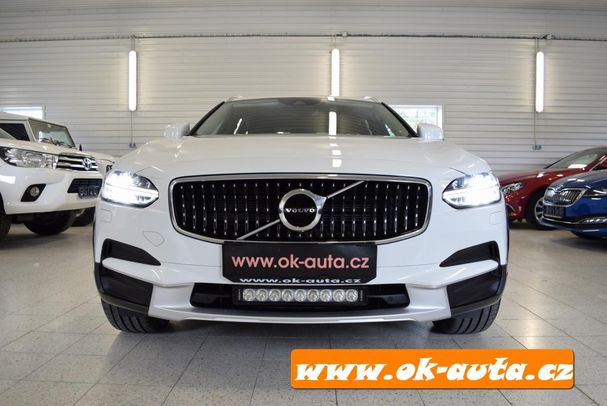 Volvo V90 Cross Country D4 AWD 140 kW image number 11