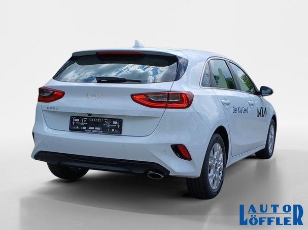 Kia Ceed Vision 74 kW image number 2