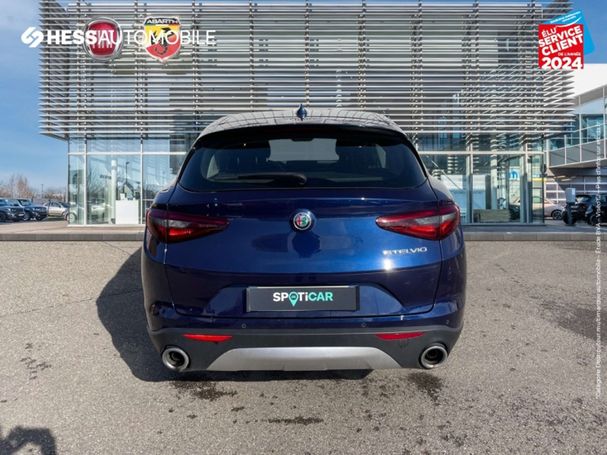 Alfa Romeo Stelvio 2.2 Diesel AT8 119 kW image number 4