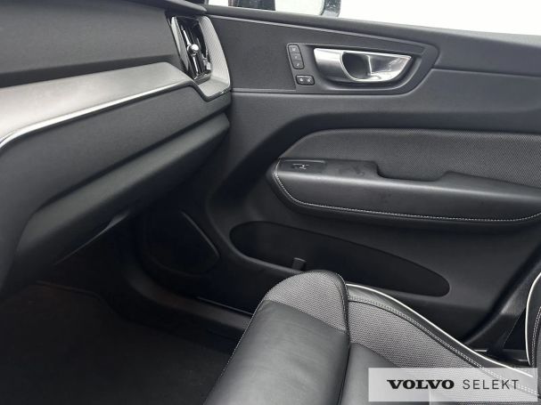 Volvo XC60 AWD 145 kW image number 17