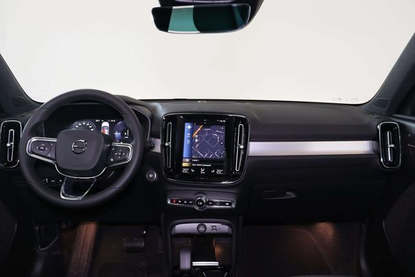 Volvo XC40 Recharge T4 Plus Dark 155 kW image number 23