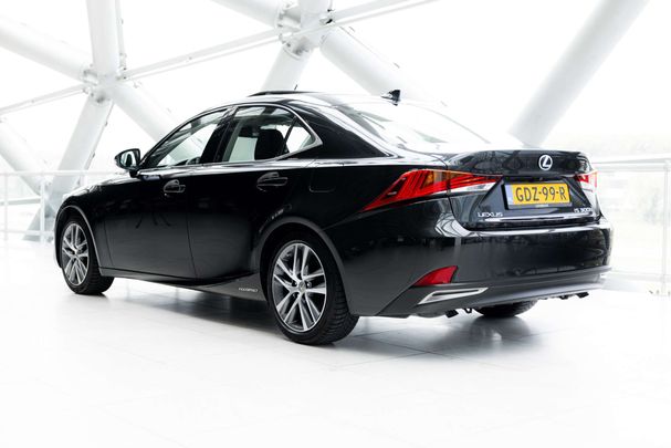 Lexus IS 300 H 164 kW image number 23