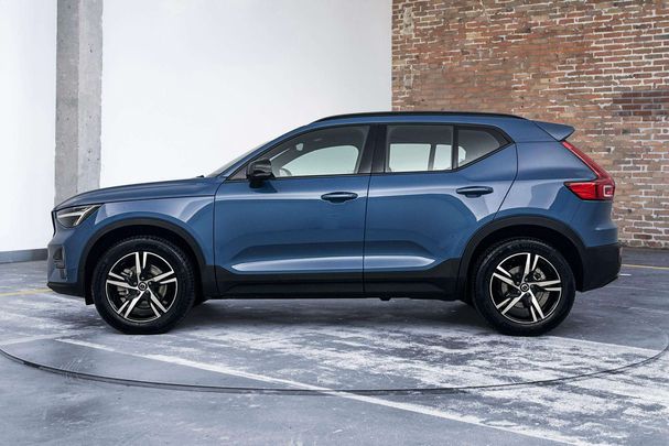 Volvo XC40 B4 Plus Dark 145 kW image number 7