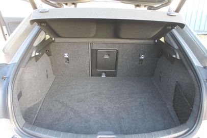 Car image 33