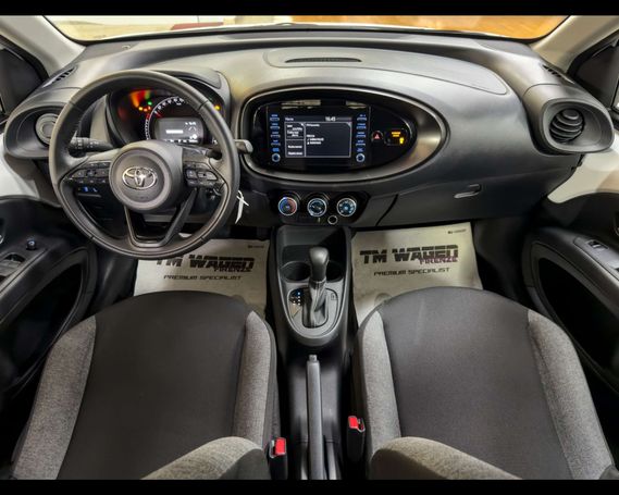 Toyota Aygo X 1.0 VVT-i 53 kW image number 8