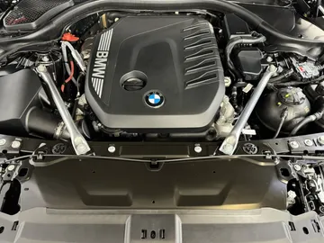 Car image 39
