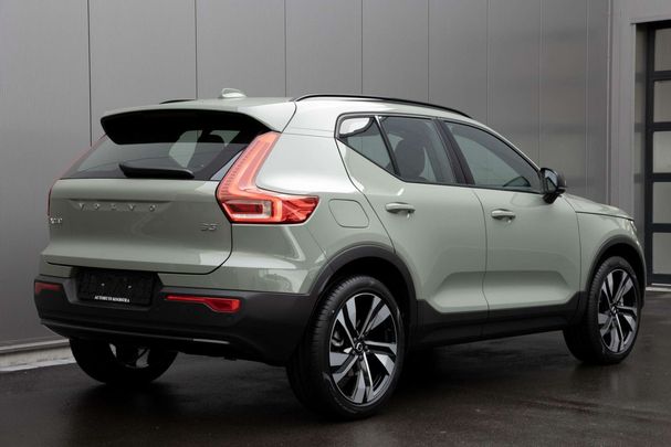 Volvo XC40 B3 Ultra Dark 120 kW image number 7