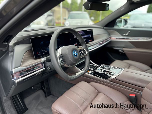 BMW i7 xDrive60 400 kW image number 10