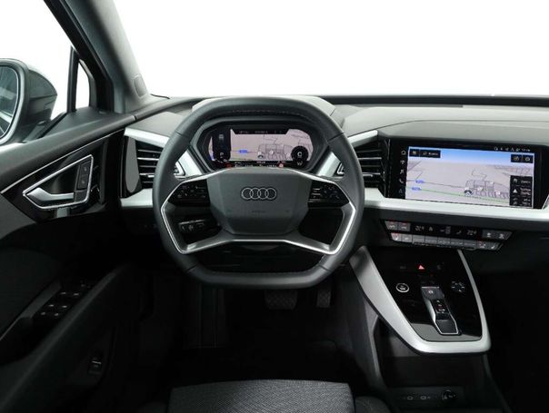 Audi Q4 45 quattro e-tron Business 195 kW image number 8