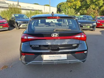 Car image 25