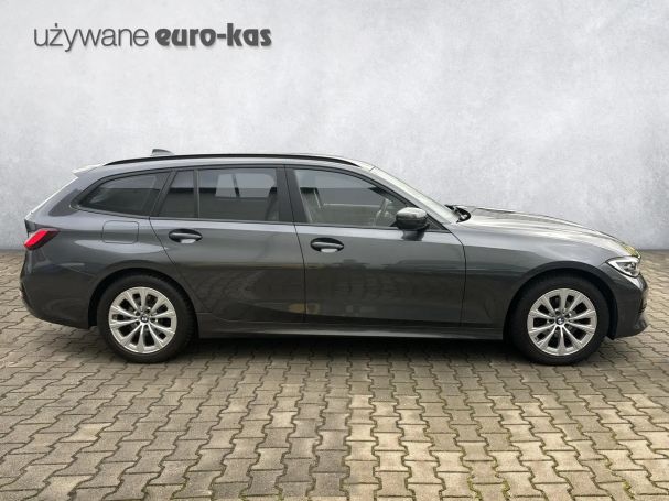 BMW 318i Touring Advantage 115 kW image number 6