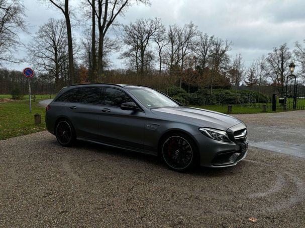 Mercedes-Benz C 63 AMG 375 kW image number 11