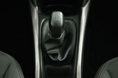 Car image 33