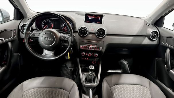 Audi A1 1.0 TFSI S-line Sportback 70 kW image number 8