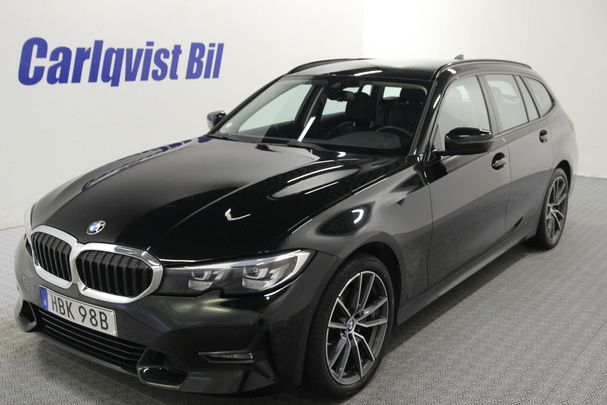 BMW 320d Touring 140 kW image number 1