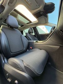 Car image 36