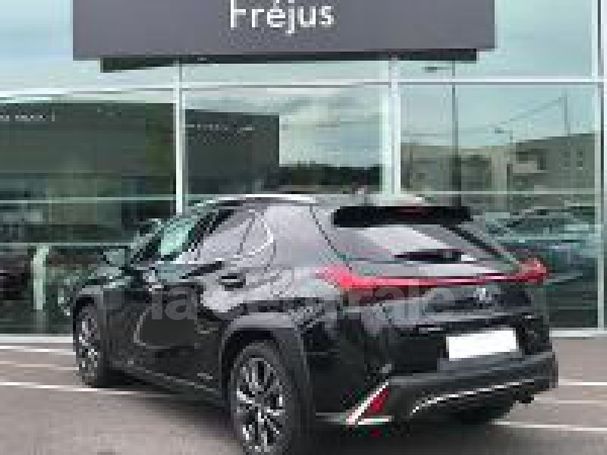 Lexus UX F SPORT 135 kW image number 3