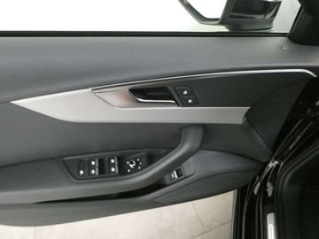 Car image 36