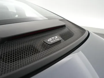 Car image 39