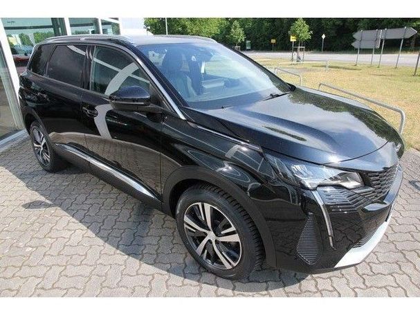 Peugeot 5008 130 Allure 96 kW image number 3