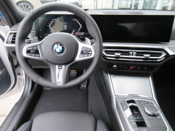 BMW 320i 135 kW image number 14