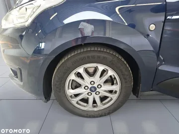 Car image 35