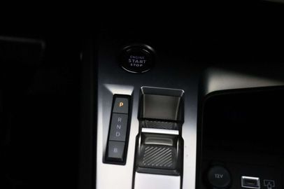 Car image 36