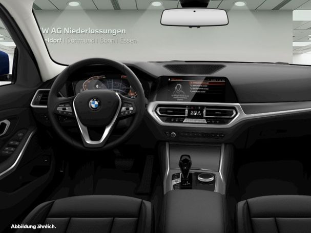 BMW 330i Touring xDrive 190 kW image number 4