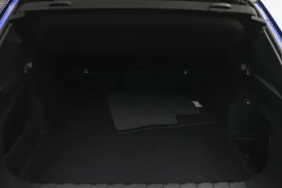 Car image 33