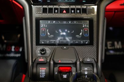 Car image 37